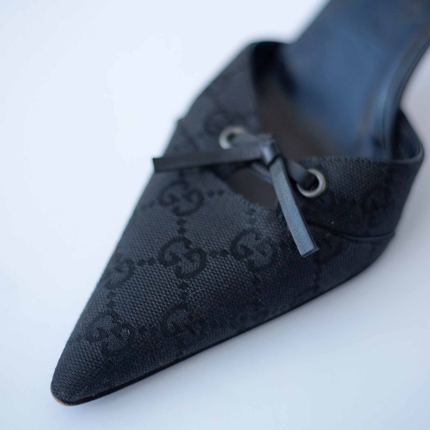 Zapatos monogram Gucci