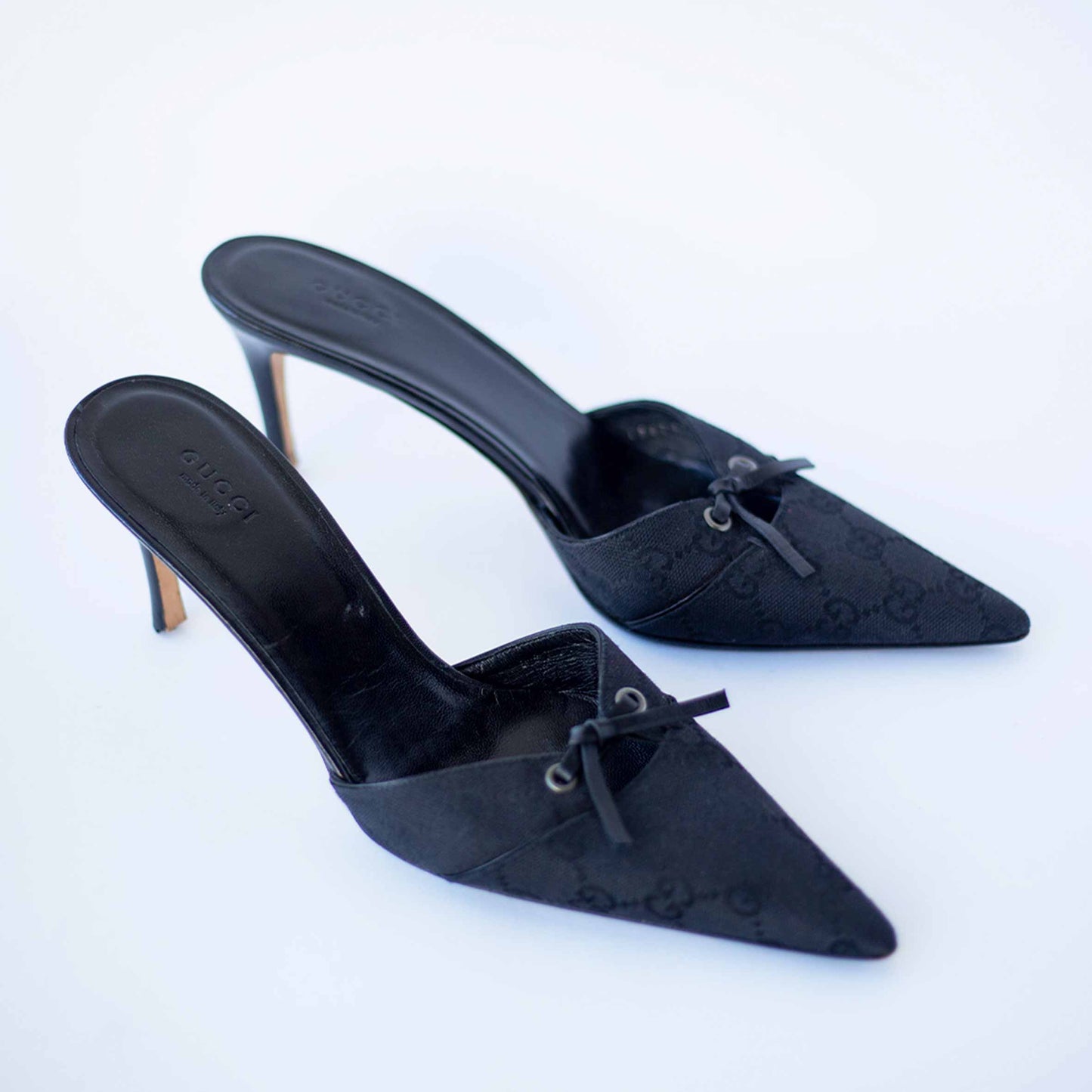 Zapatos monogram Gucci