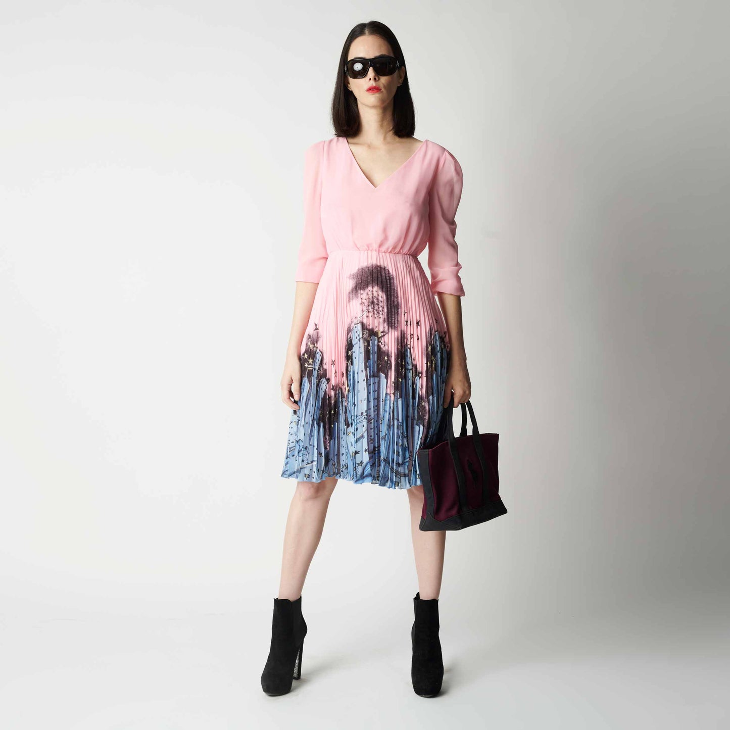 Vestido de seda rosa Moschino